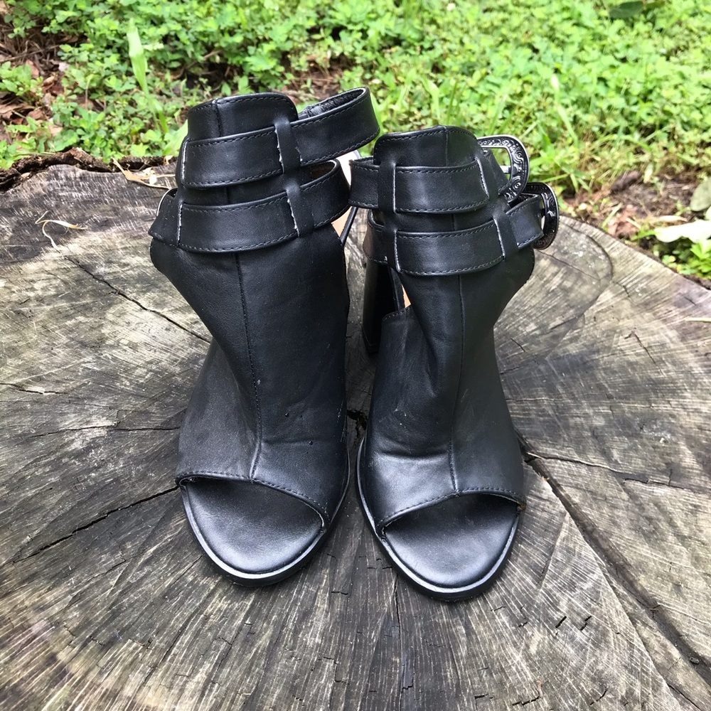 Black High Heels SZ 6.5 Block Heel Sling Back
